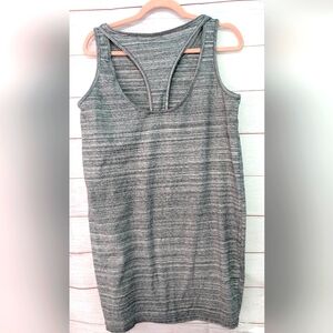 Euc Dakini Gray Sleeveless Athletic Dress Size Large